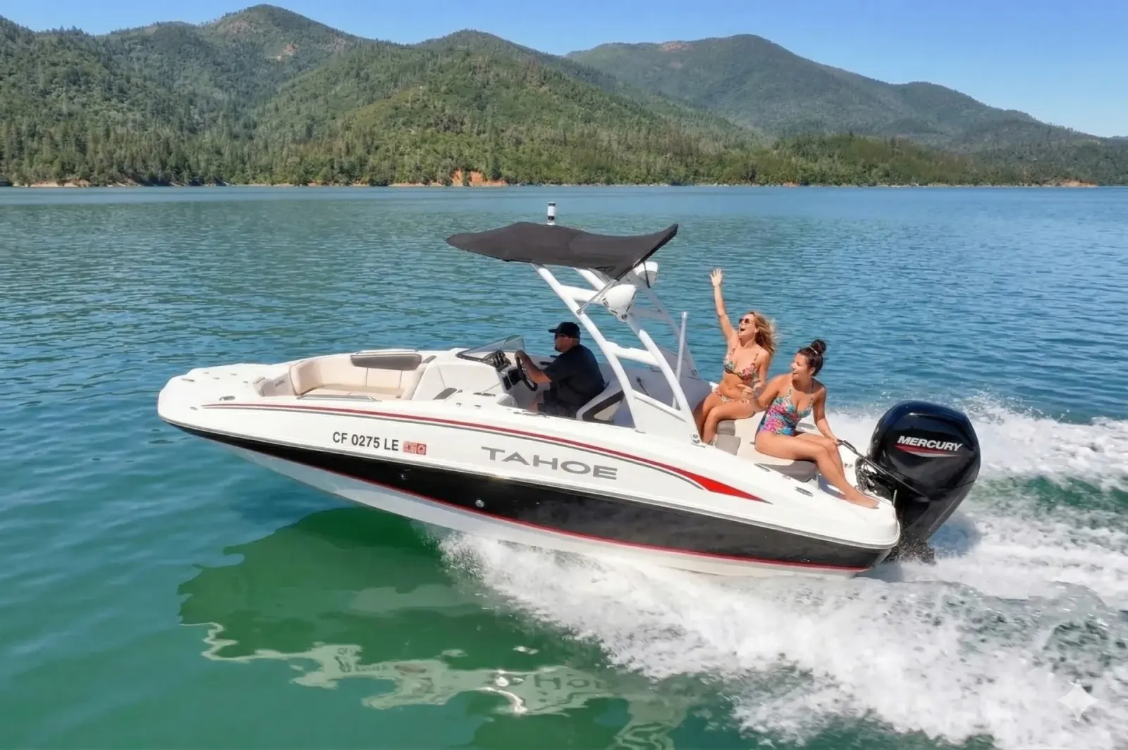 Tahoe Deck Boat 150 on Shasta Lake at Silverthorn Resort
